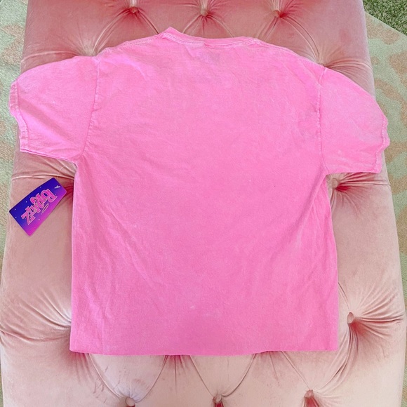 Bratz pink graphic tshirt medium NWT - Picture 3 of 4